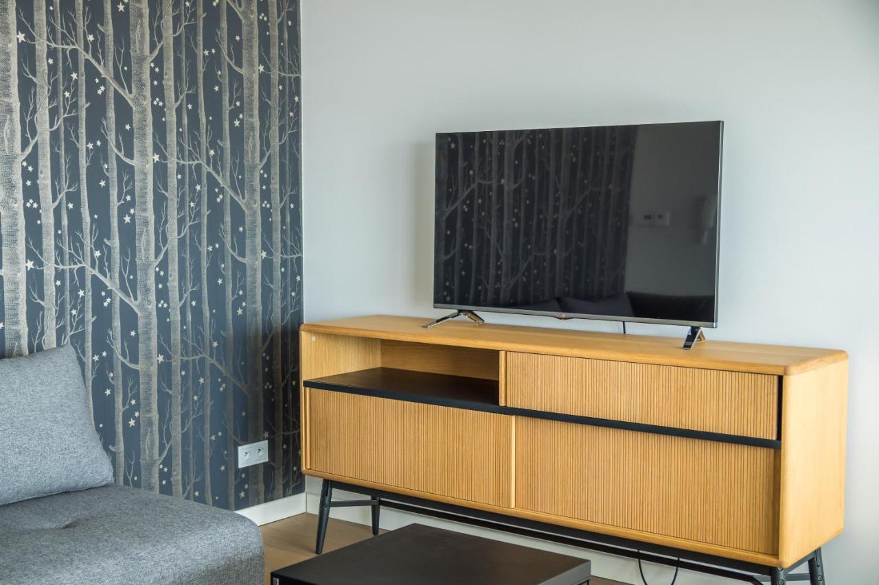 Easy Apartment *